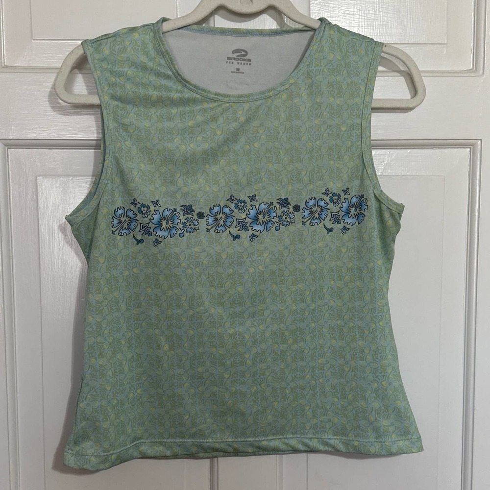 BROOKS top